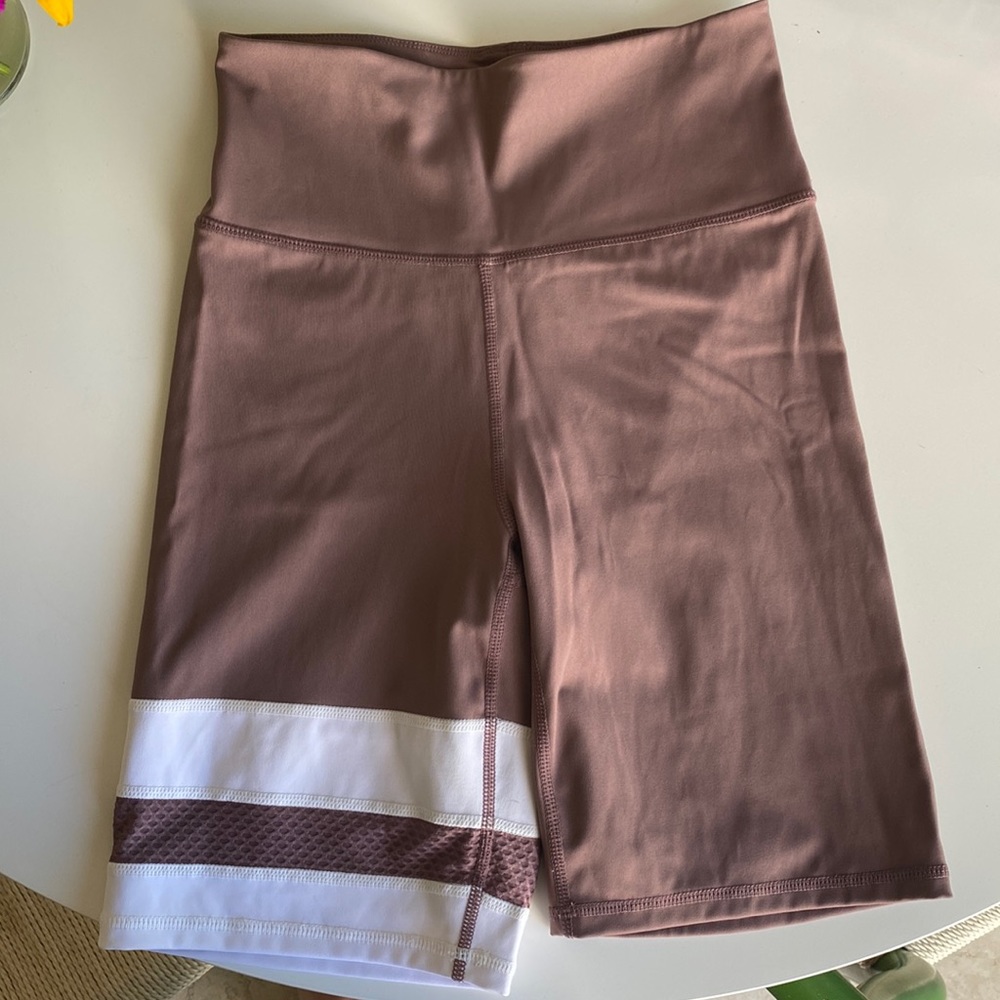 Body language biker shorts